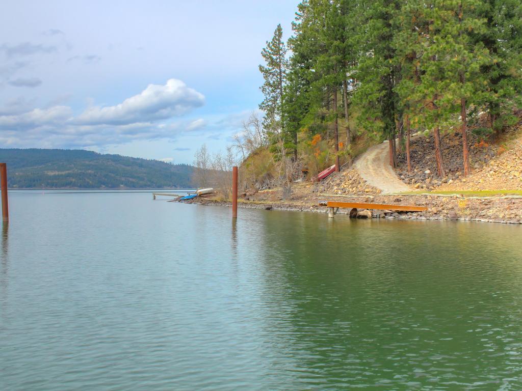 Beautiful Lake Coeur D'Alene Cabin On The Bay Mica Ruang foto